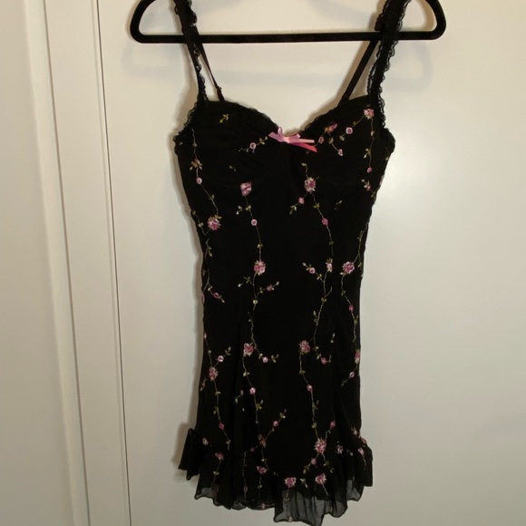 Dollskill Floral Slip Dress - Picture 8 of 8